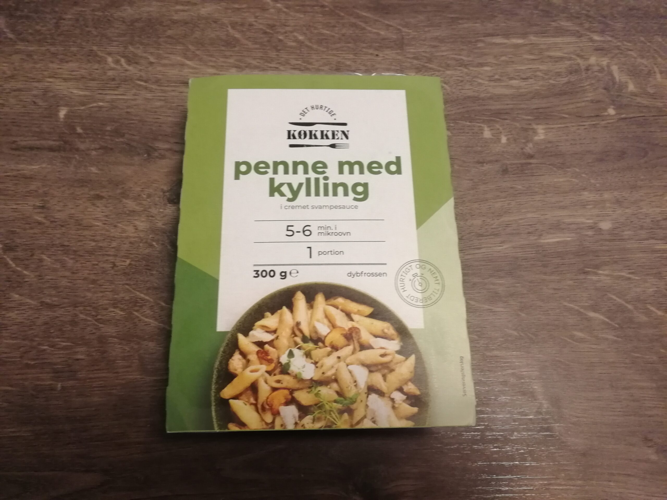 Anmeldelse: Penne med kylling i cremet svampesauce fra Det Hurtige Køkken